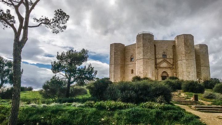 Castel del Monte 02